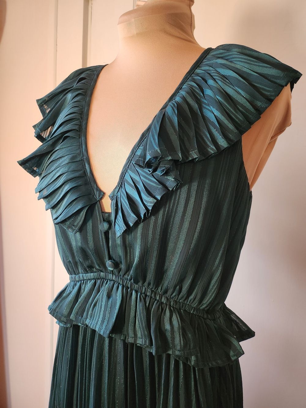 Anthropologie Adelyn Rae Emerald Green Pleated Sz S Maxi Dress